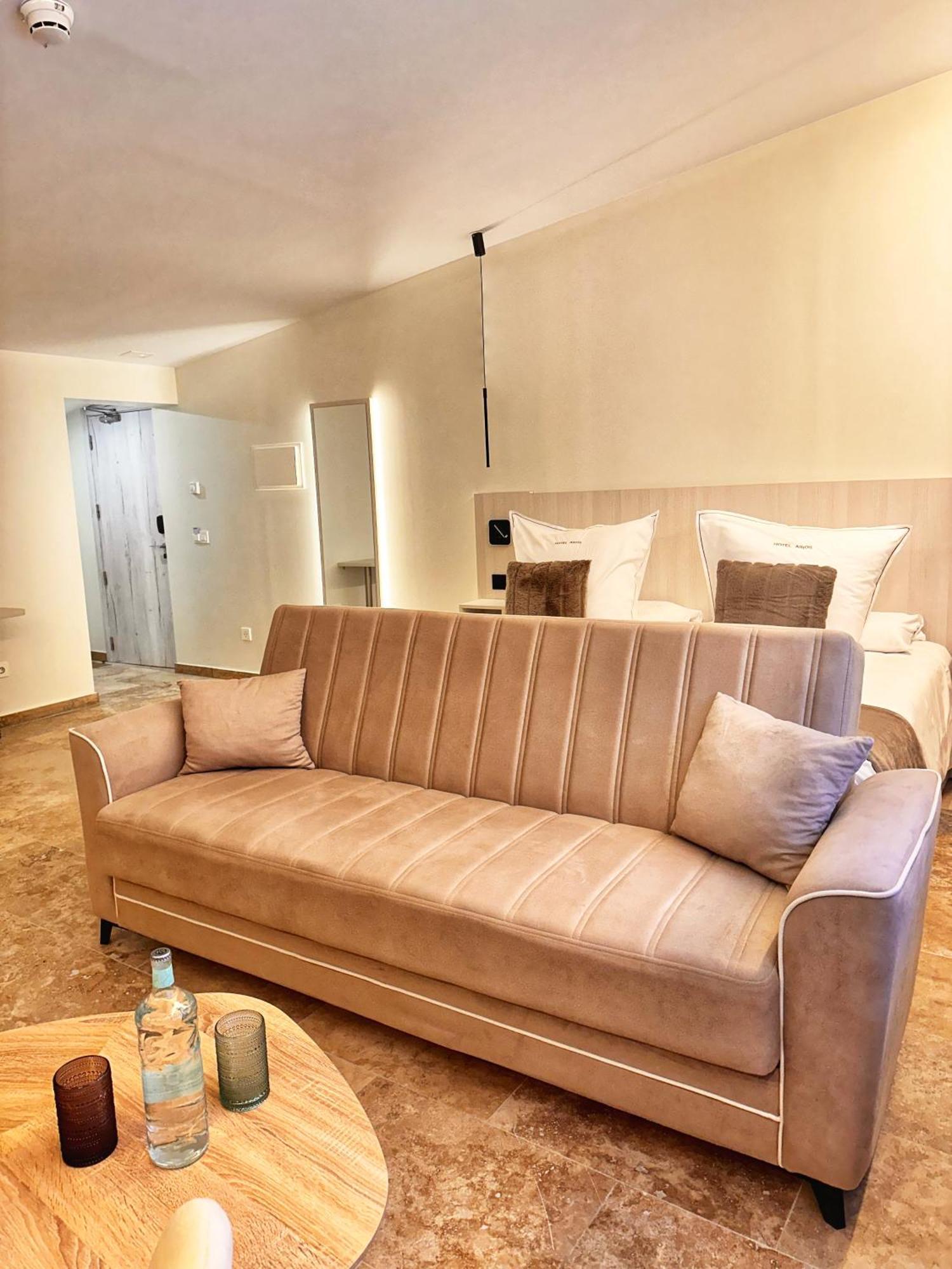Boutique Hotel Comtal Empuries Roses Exterior photo